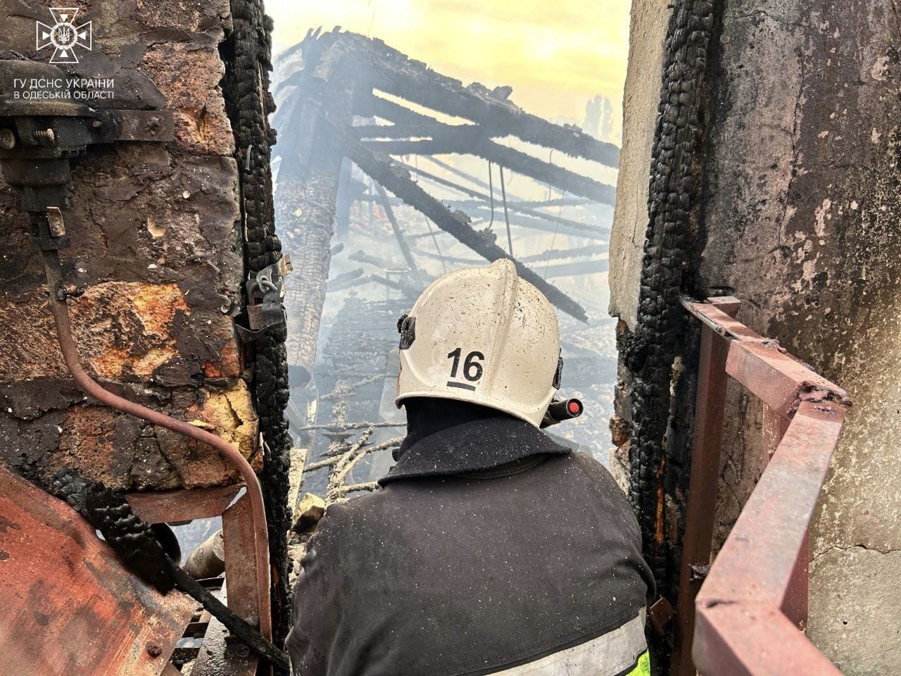 В Аккермані знову палало: горіло складське приміщення, причина наразі невідома