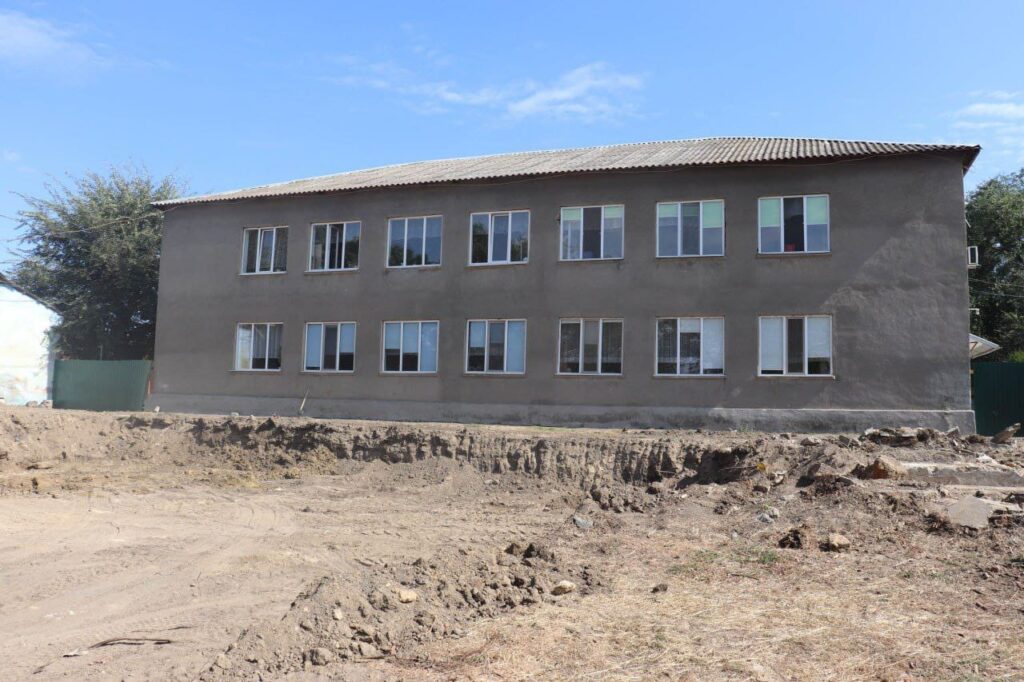 В Арцизской общине началось строительство стационарного укрытия для крупнейшего по количеству учащихся лицея