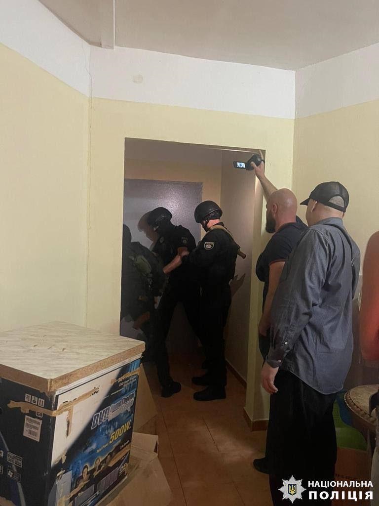 «Допомагали» військовозобов’язаним «відкосити» від призову: керівництво Білгород-Дністровської ВЛК викрили на корупції