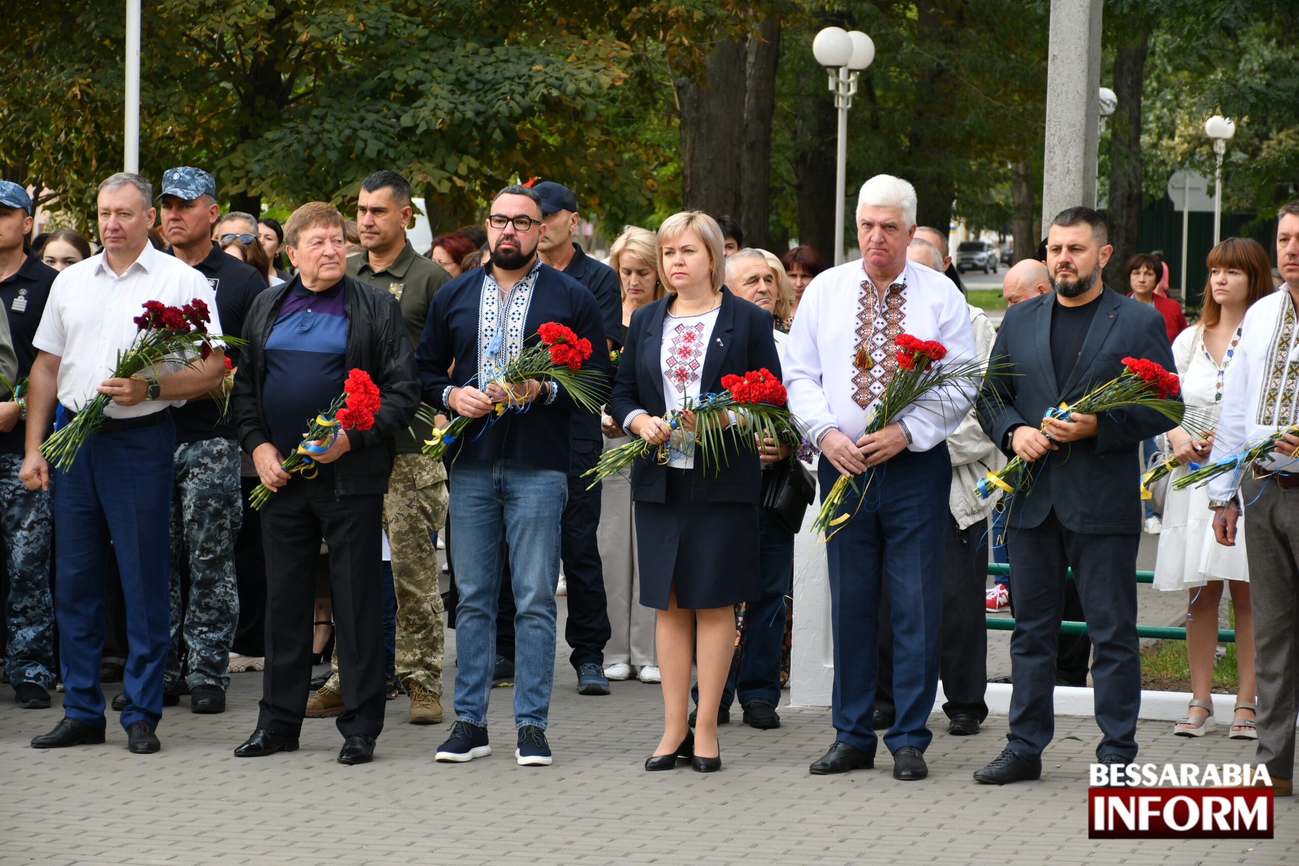 День захисників та захисниць України: в Ізмаїлі поклали квіти та вшанували загиблих бійців