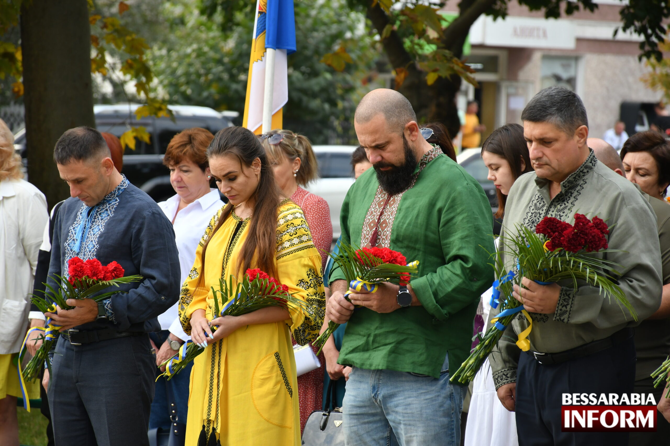 День захисників та захисниць України: в Ізмаїлі поклали квіти та вшанували загиблих бійців