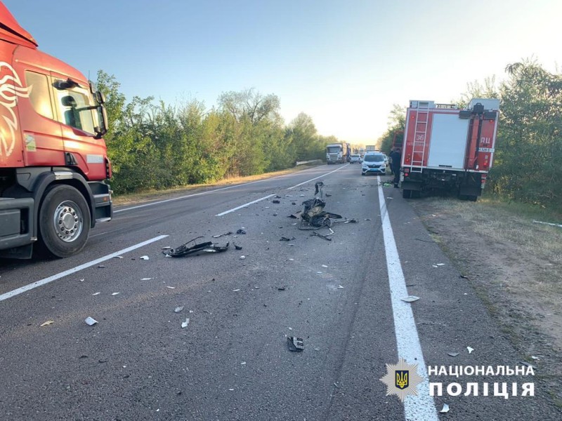 У Білгород-Дністровському районі на трасі Одеса-Рені внаслідок зіткнення з вантажівкою загинув водій легковика