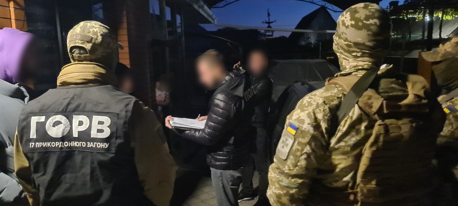 На Ізмаїльщині директор транспортного підприємства за гроші переправляв чоловіків призовного віку за кордон, використовуючи систему «ШЛЯХ»