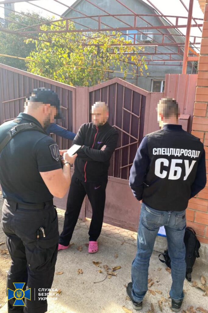 Виїхати до Молдови за "демократичні" 5 тисяч доларів: поліціянт з Одещини організував схему заробітку на ухилянтах