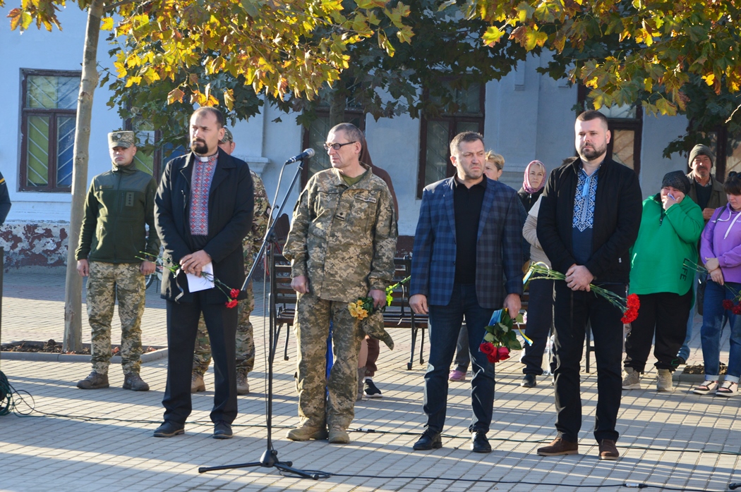 Сльози були на очах у кожного - в Кілії до Дня міста урочисто відкрили "Алею Слави"