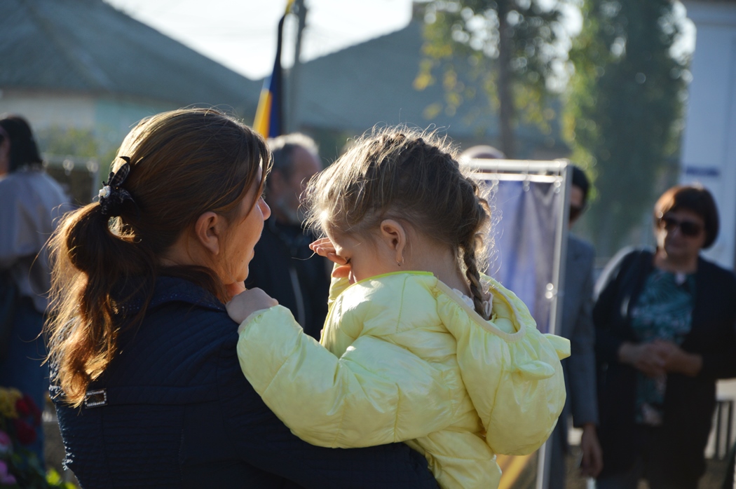 Сльози були на очах у кожного - в Кілії до Дня міста урочисто відкрили "Алею Слави"