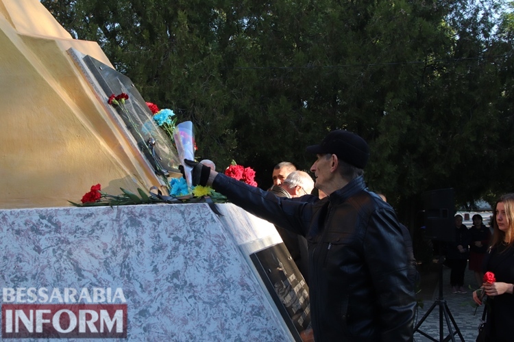 Імена героїв у пам'яті людської: у Болграді вшанували пам'ять воїнів 8-ї парашутно-десантної роти, які трагічно загинули 34 роки тому