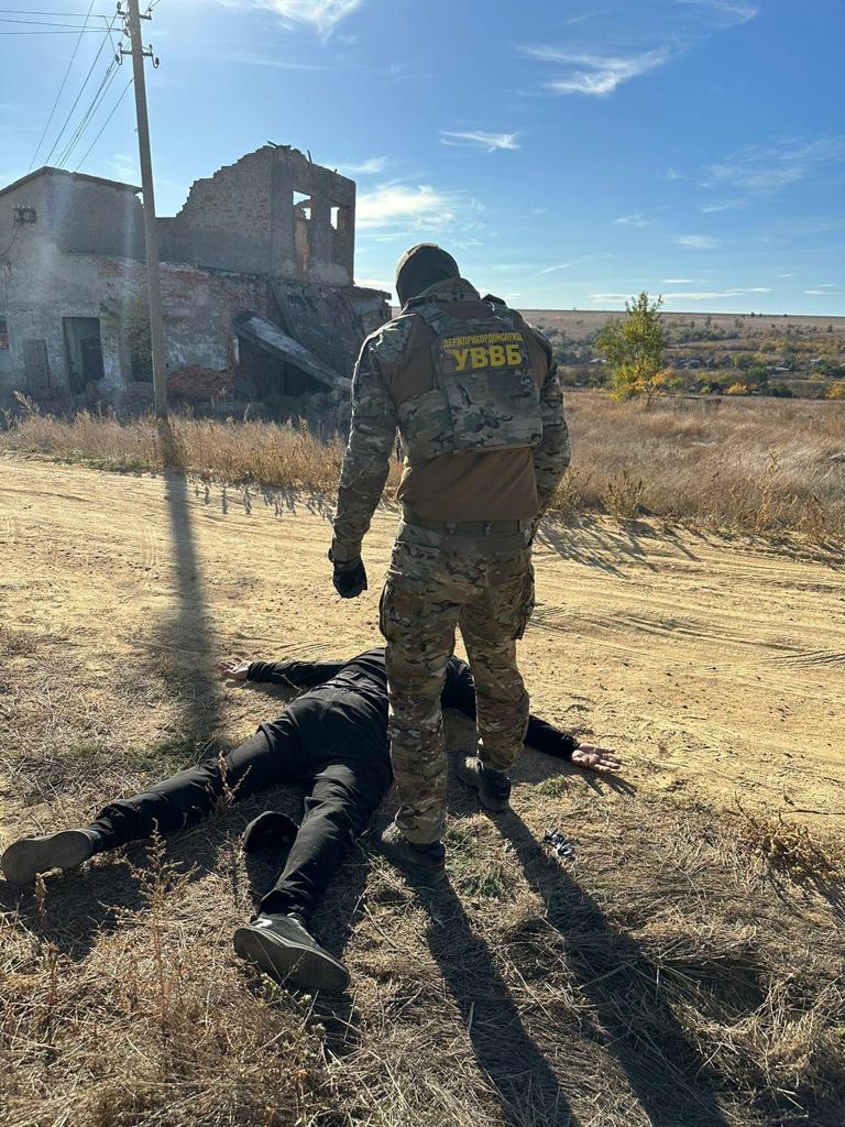 Виїхати до Молдови за "демократичні" 5 тисяч доларів: поліціянт з Одещини організував схему заробітку на ухилянтах