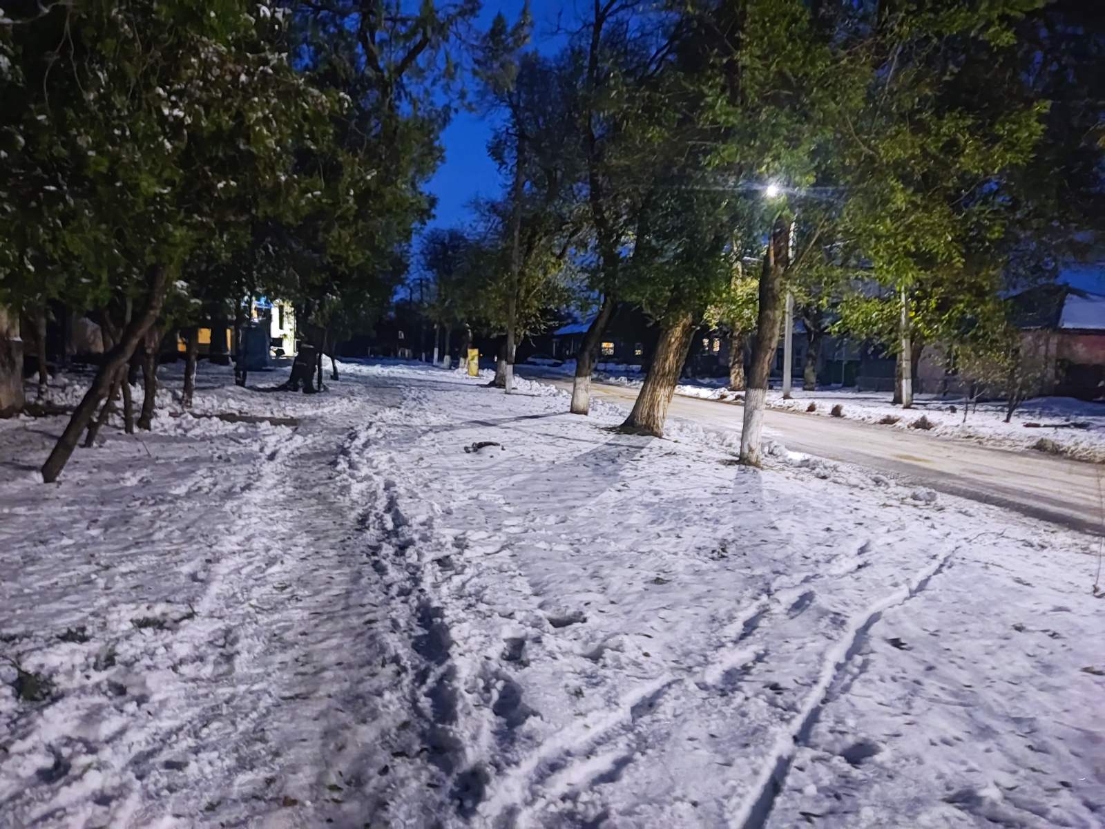 Казковий вечірній Болград у сніжній ковдрі очима нашого журналіста