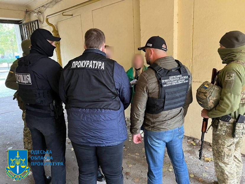 Підшукувала наречених з інвалідністю для ухилянтів: в Одесі викрили ще одну схему незаконного виїзду за межі України