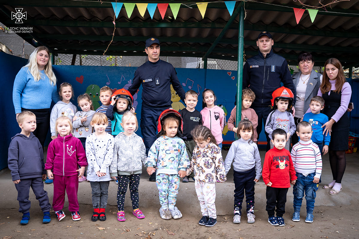 Вихованці одного з дитсадків Аккерману покидали приміщення у диму разом з пожежниками