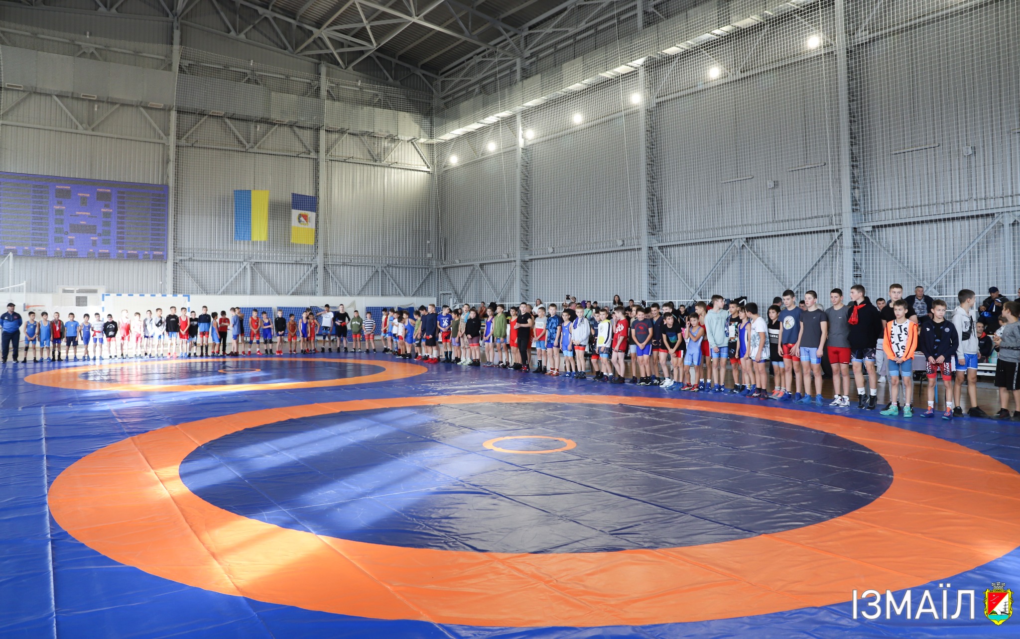 В Ізмаїлі на вихідних відбувся чемпіонат Одеської області з вільної боротьби, на який прибули понад дві сотні спортсменів