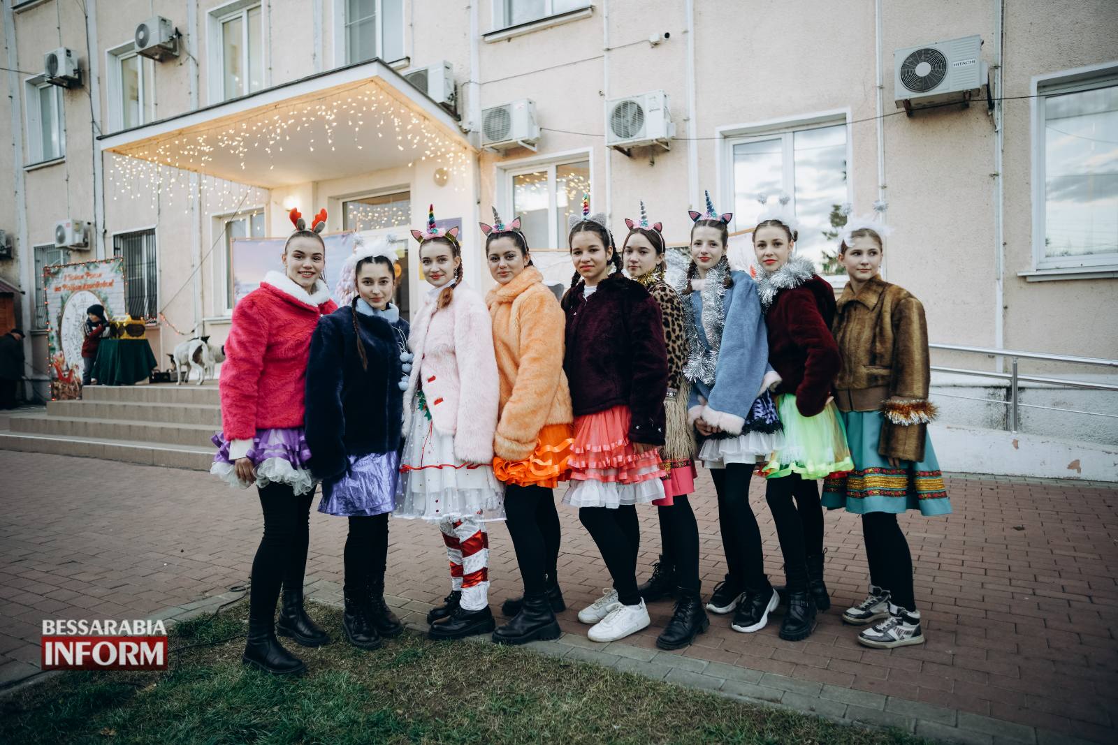 В Белгороде-Днестровском для самых маленьких жителей провели интересную программу, а Святой Николай не оставил никого без подарка (фоторепортаж)