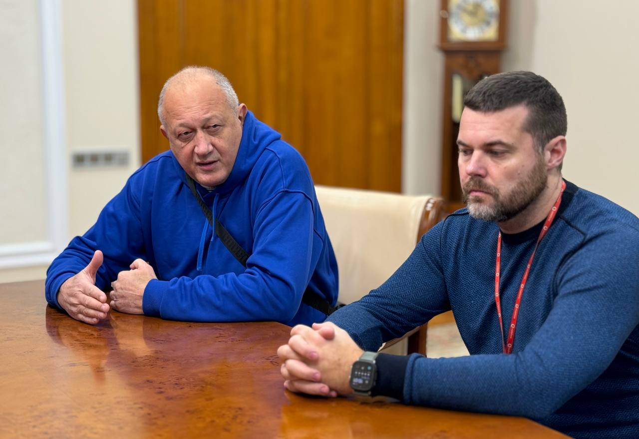 Глава Одесской ОВА Олег Кипер решает проблему связи: четкий план и Starlink для устойчивости во всех населенных пунктах