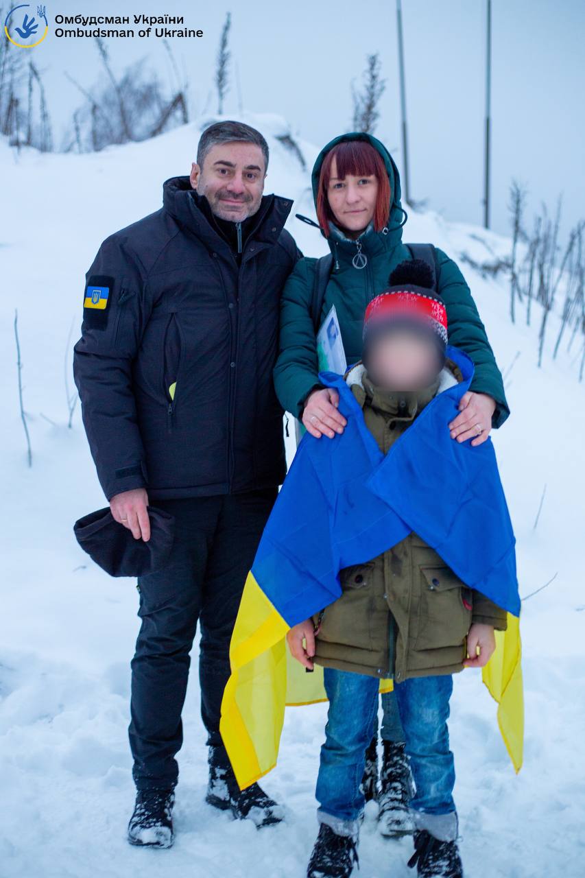Святой Николай в действии: еще 8 украинских детей сегодня вернулись домой