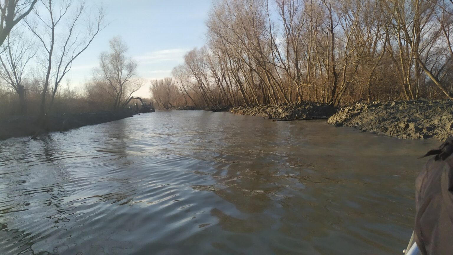 В городе Вилково расчистили Белгородский водный канал