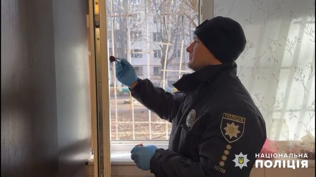 Ймовірно, орудували з 2017 року: на Одещині поліцейські затримали банду злочинців, які грабували самотніх літніх людей