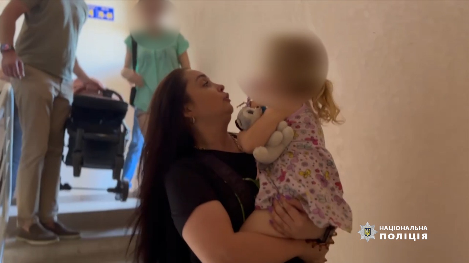 Мужчине, который в Черноморске содержал женщину с ребенком в квартире, грозит до пяти лет заключения