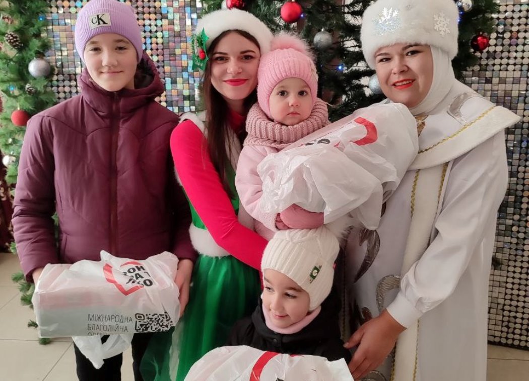 В Кілійській громаді відбулася дводенна різдвяна акція від "Фонду Добра та Любові", яка подарувала посмішки сотням родин