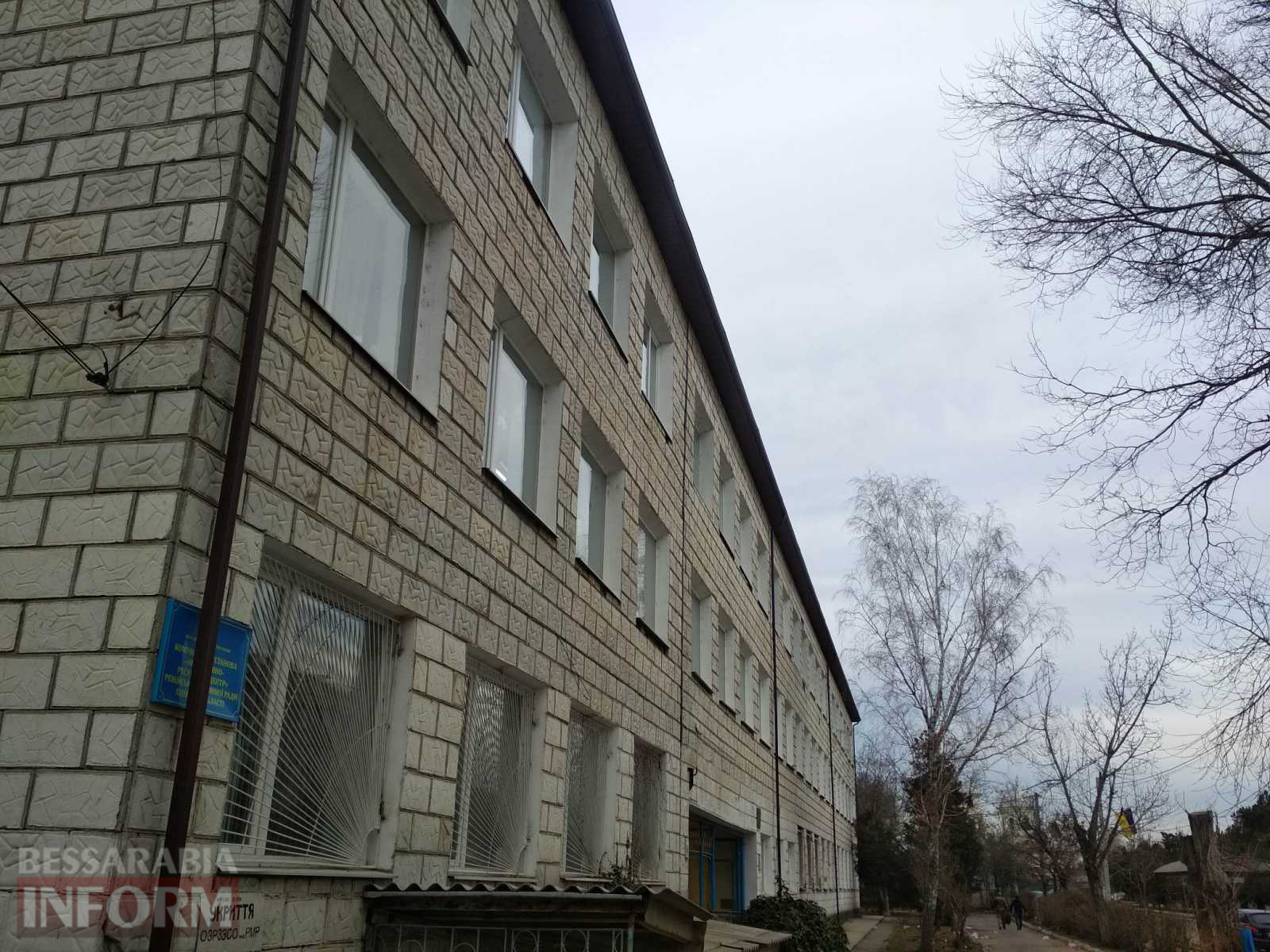 Ренийский местный бюджет профинансировал капитальный ремонт крыши опорной школы: выполнен огромный объем работ