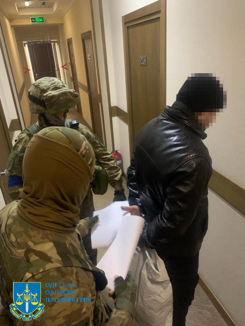Житель Одещини інформував ворога про місця дислокації ЗСУ та озброєння в регіоні: зараз він знаходиться під вартою