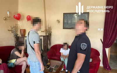 На Одещині судитимуть правоохоронця: під його прикриттям «працювала» ціла мережа закладів розпусти