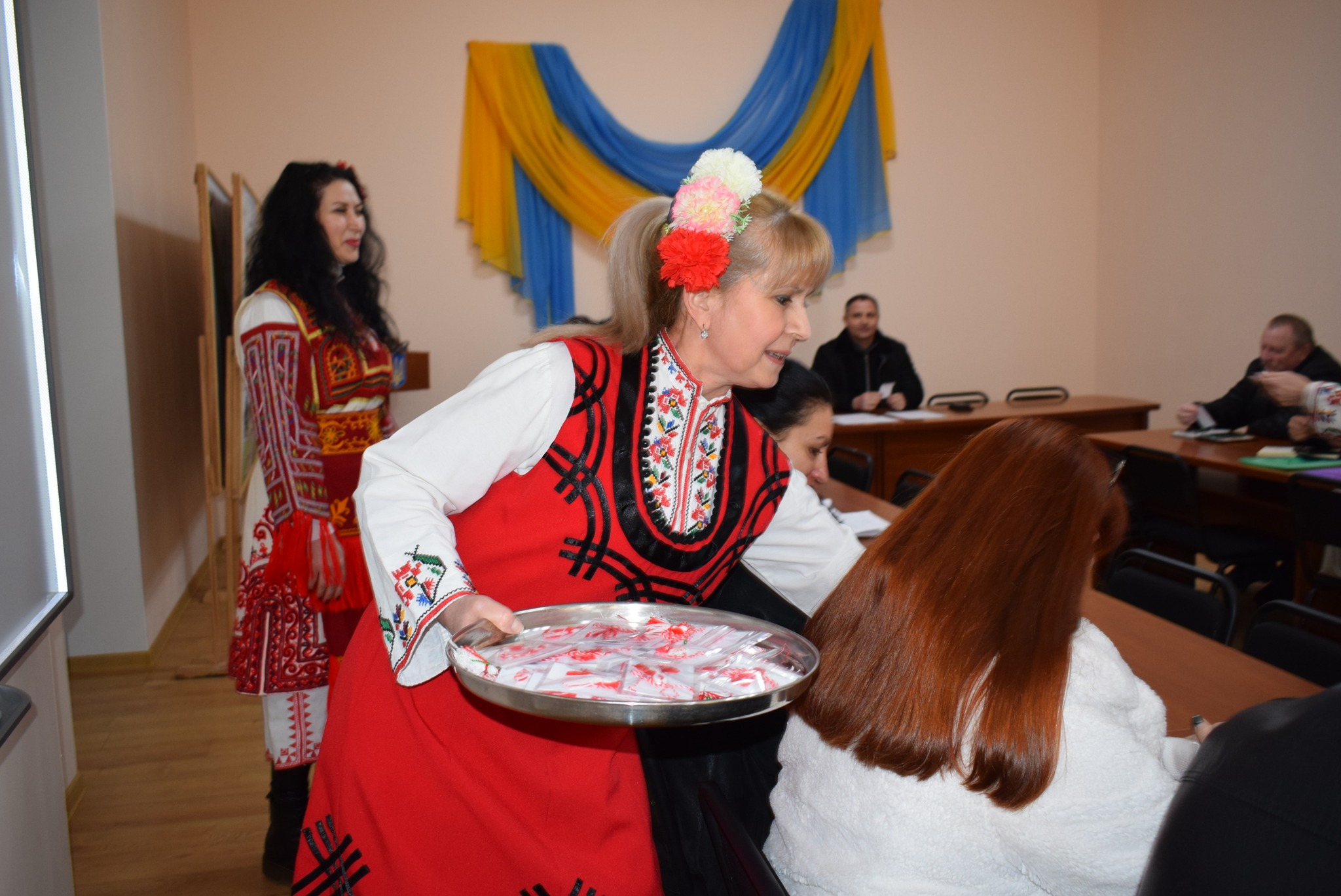 «Мартениця біла та червона»: Одеський обласний центр болгарської культури в місті Болград оголосив конкурс на кращу весняну прикрасу ручної роботи