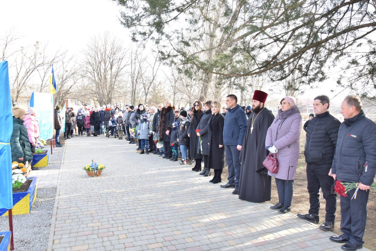 В селе Введенка Саратской общины появилась своя Аллея памяти Героев-защитников Украины