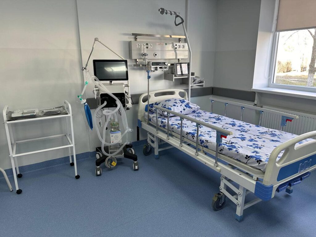 Глава Одесской ОВА проинспектировал работу современного оборудования в больницах Измаила