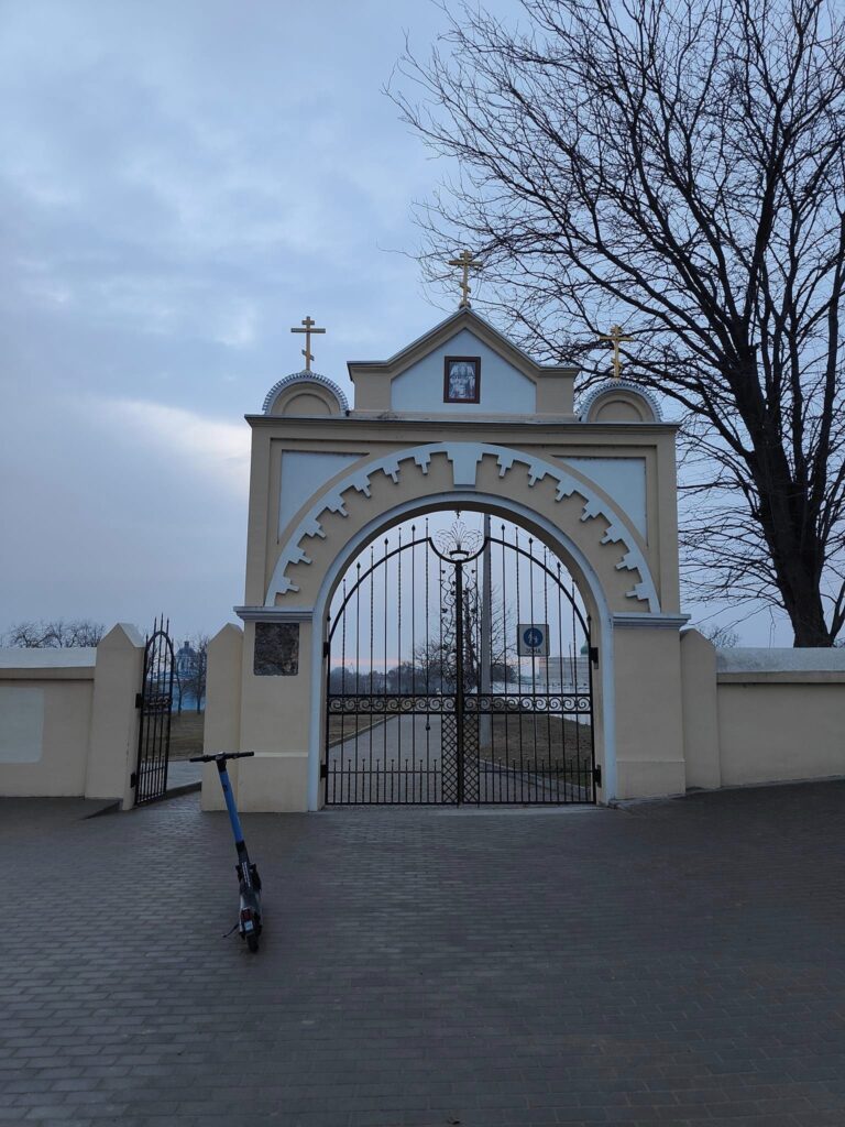 Ізмаїл позбувається символів російської окупації: невідомі демонтували у місті меморіальну дошку