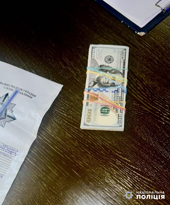 В одному з ресторанів Одеси на хабарі за вирішення «земельного питання» затримали депутата Білгород-Дністровської райради