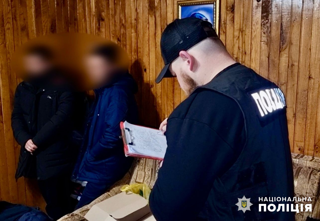 Група іноземців скоїла розбійний напад на підприємця на Одещині:  їх «на гарячому» затримали правоохоронці