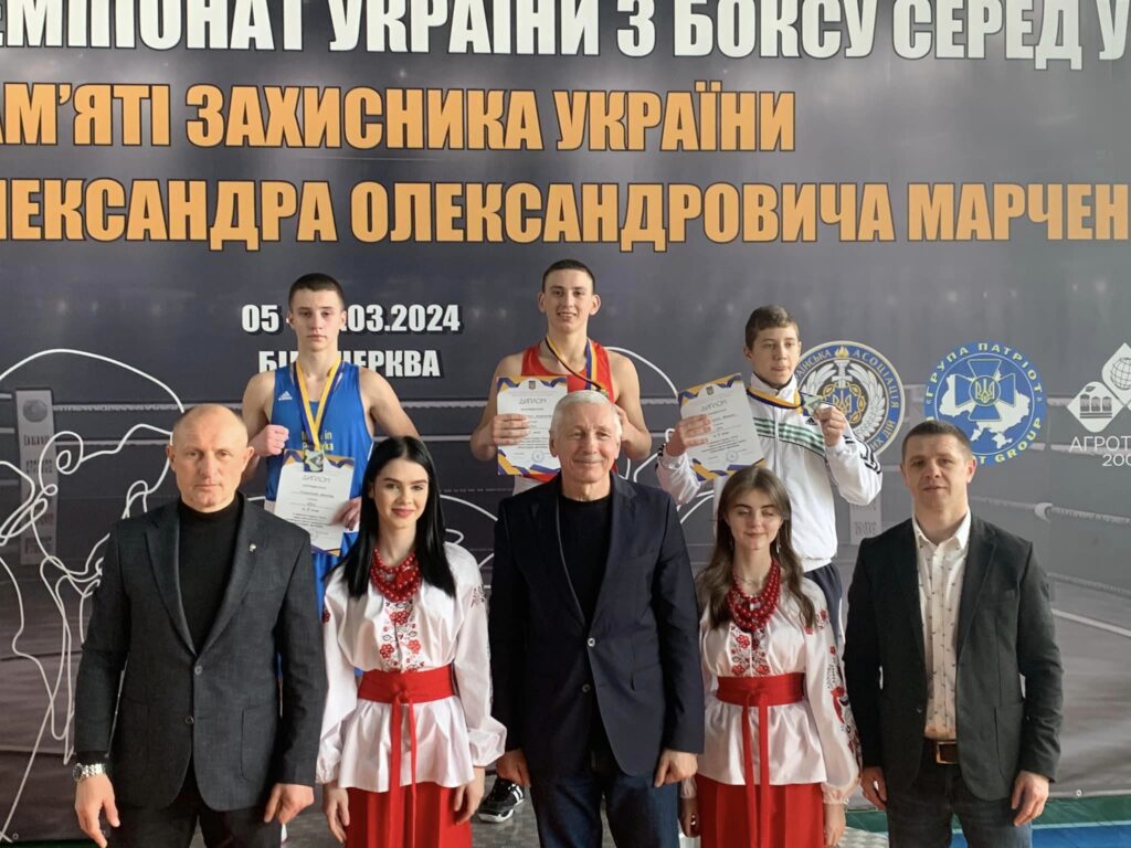 Спортсмен з Тарутиного виборов "золото" на чемпіонаті України з боксу