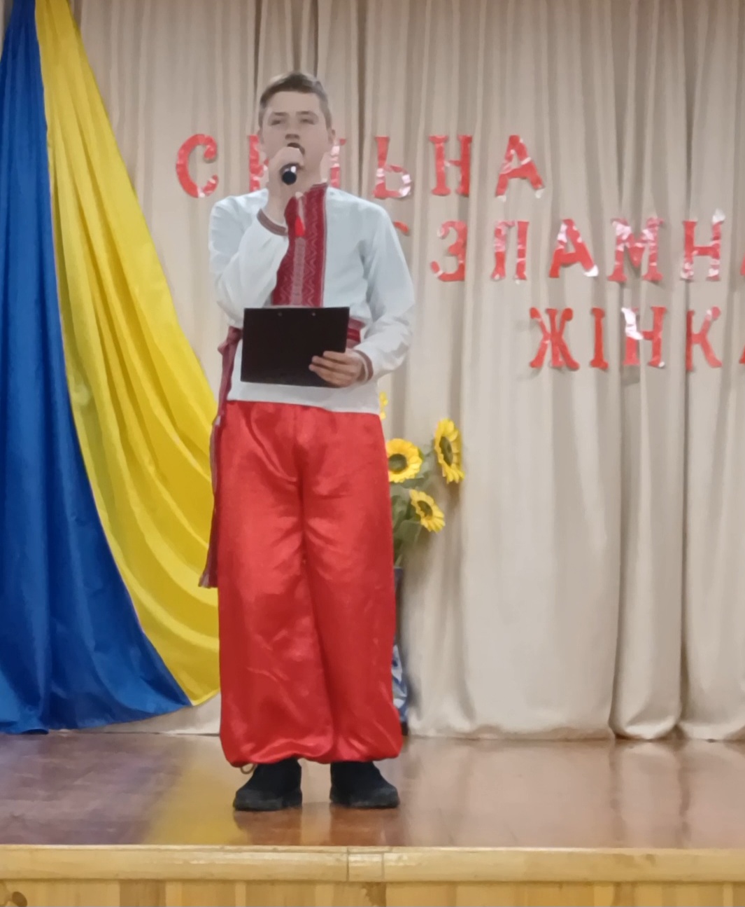 В Саратській громаді відбувся благодійний концерт, присвячений Дню української жінки