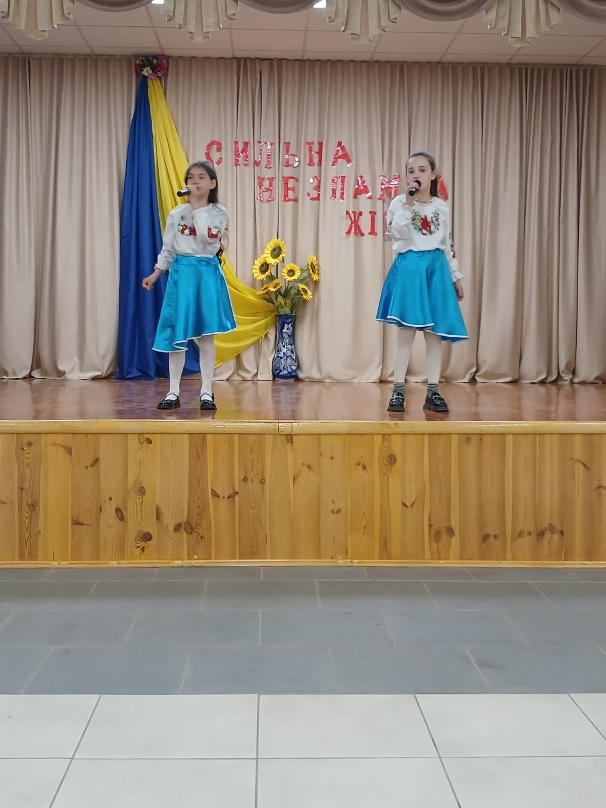 В Саратском обществе состоялся благотворительный концерт, посвященный Дню украинской женщины