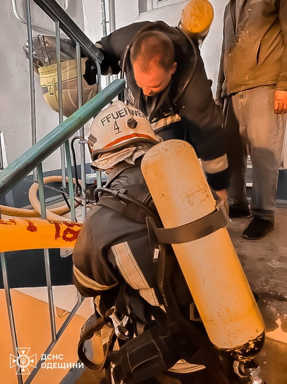В Одесі з багатоповерхівки довелося евакуювати близько 15 людей ─ подробиці