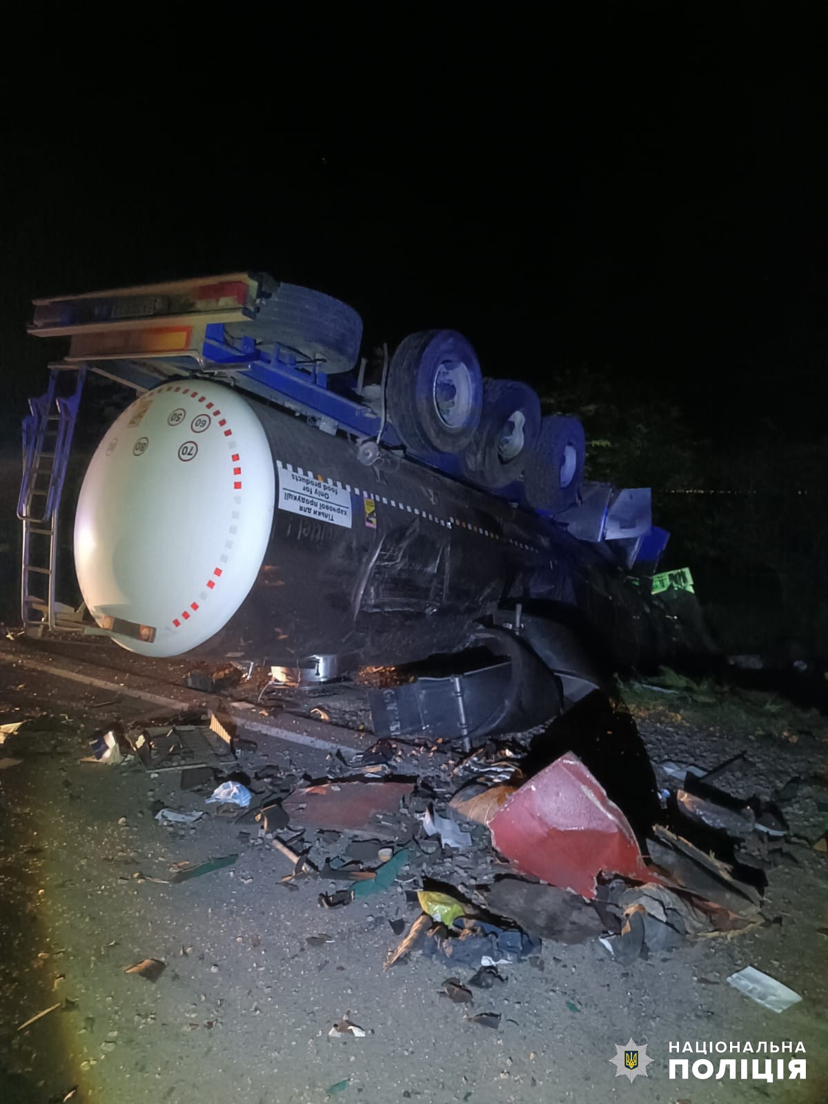 Жахлива автотроща на трасі Одеса-Рені: в результаті зіткнення вантажівок загинув один з водіїв