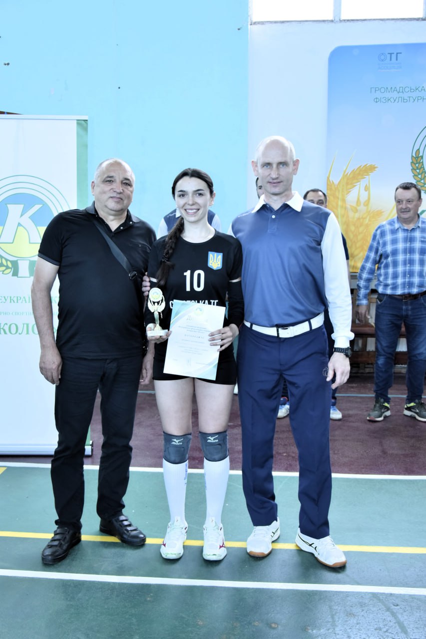 Команда Саратської громади стала переможницею на чемпіонаті України ГО "ВФСТ "Колос" з волейболу серед жінок
