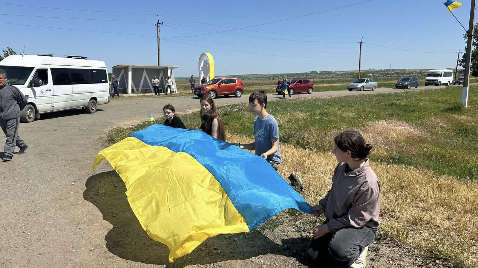 Теплицька громада на Болградщині провела в останню путь свого Героя, який загинув на війні