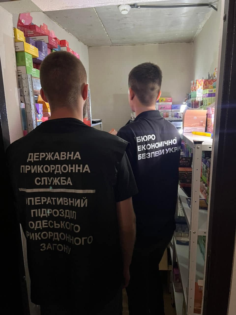На Одещині викрили чергову схему реалізації нелегальних електронних цигарок