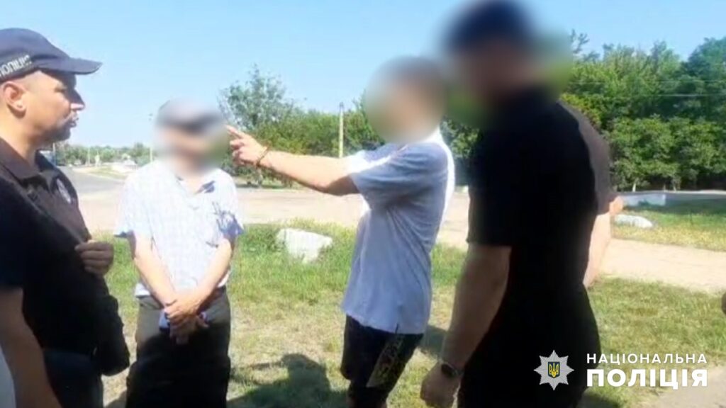 Кривава розправа за відмову у сигареті: на Одещині неповнолітній хлопець зарізав підлітка
