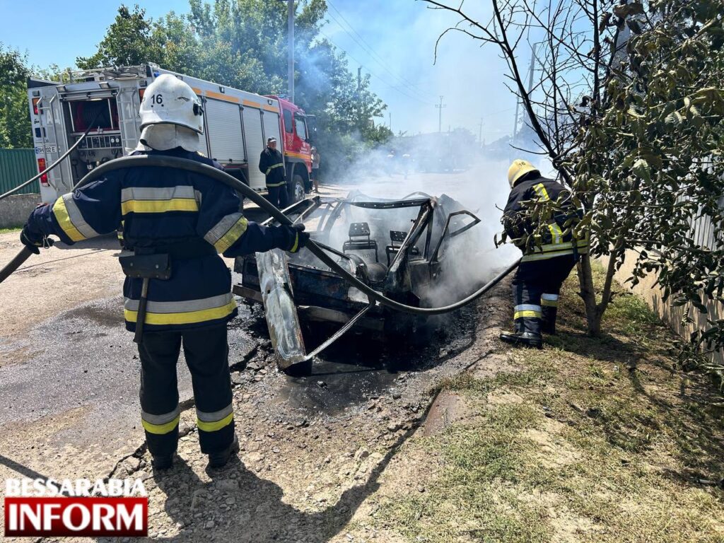 У Білгород-Дністровському районі у легковику під час руху вибухнув газовий балон