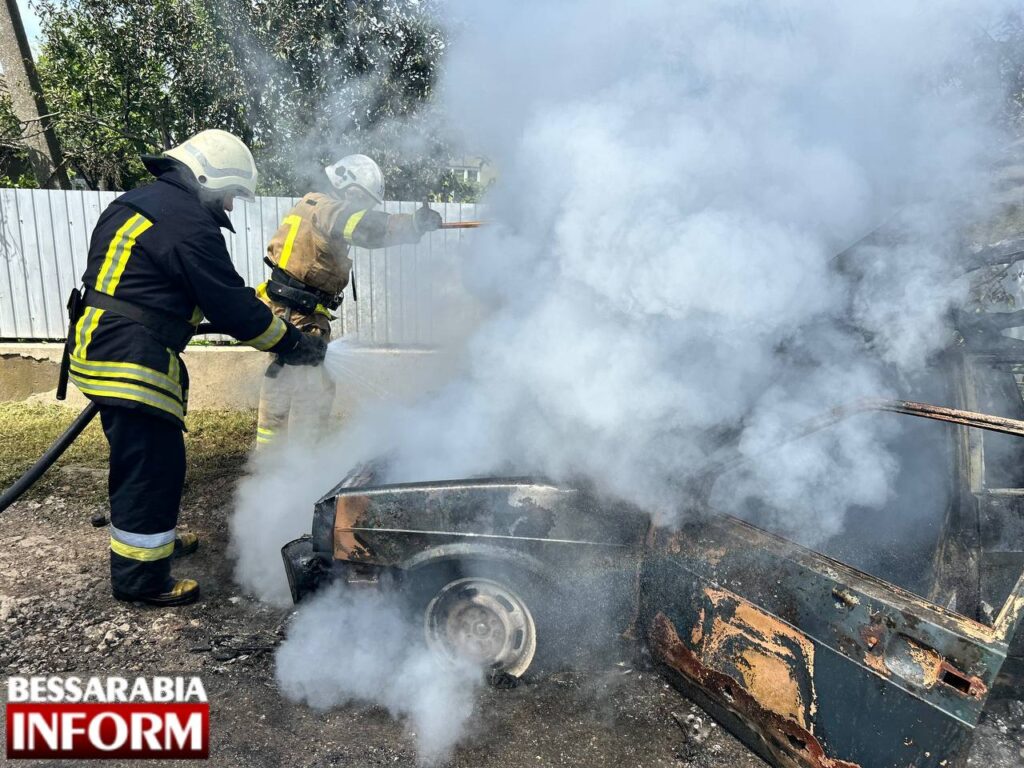 У Білгород-Дністровському районі у легковику під час руху вибухнув газовий балон