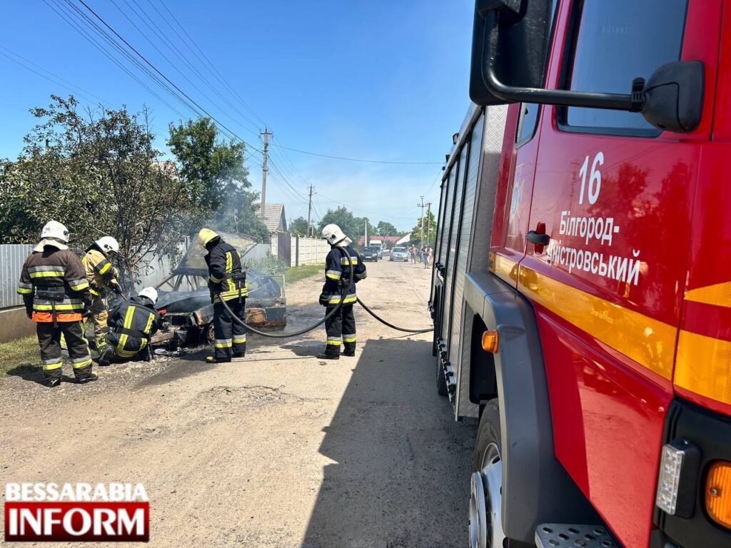 У Білгород-Дністровському районі у легковику під час руху вибухнув газовий балон