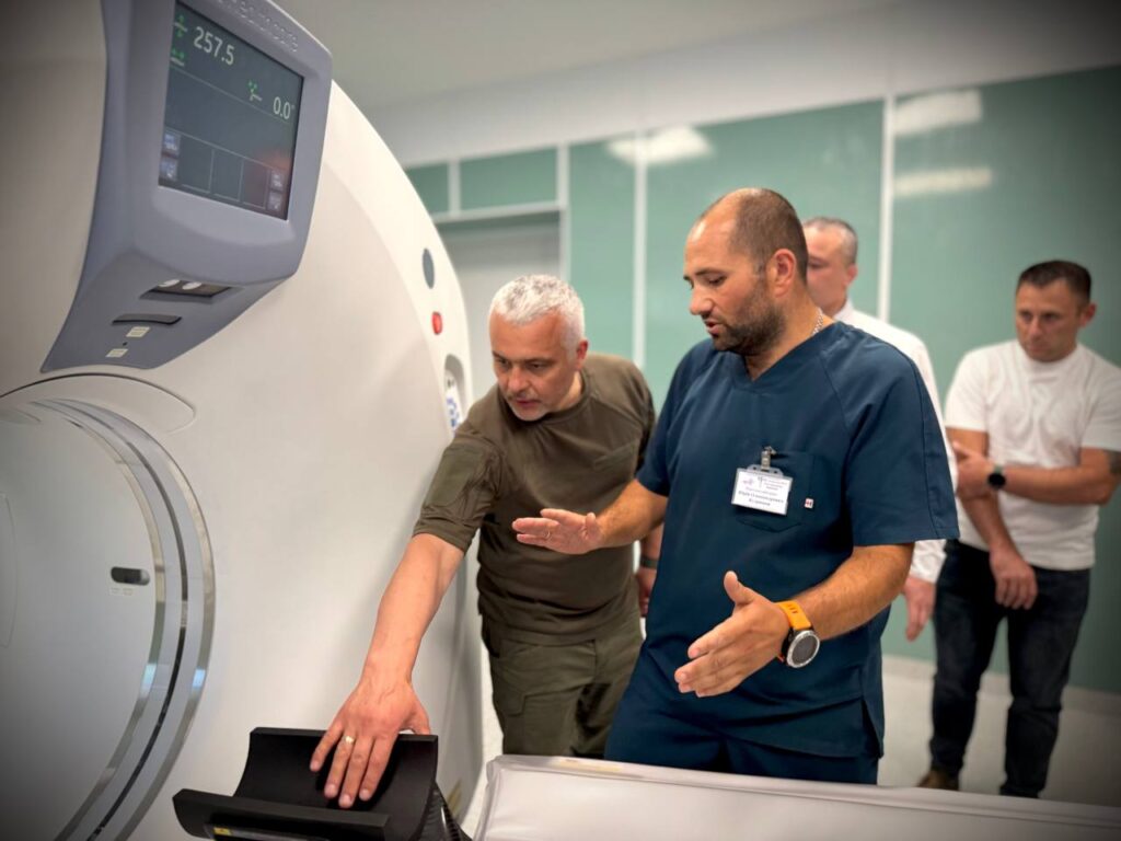 У Болградській лікарні вперше встановили комп'ютерний томограф