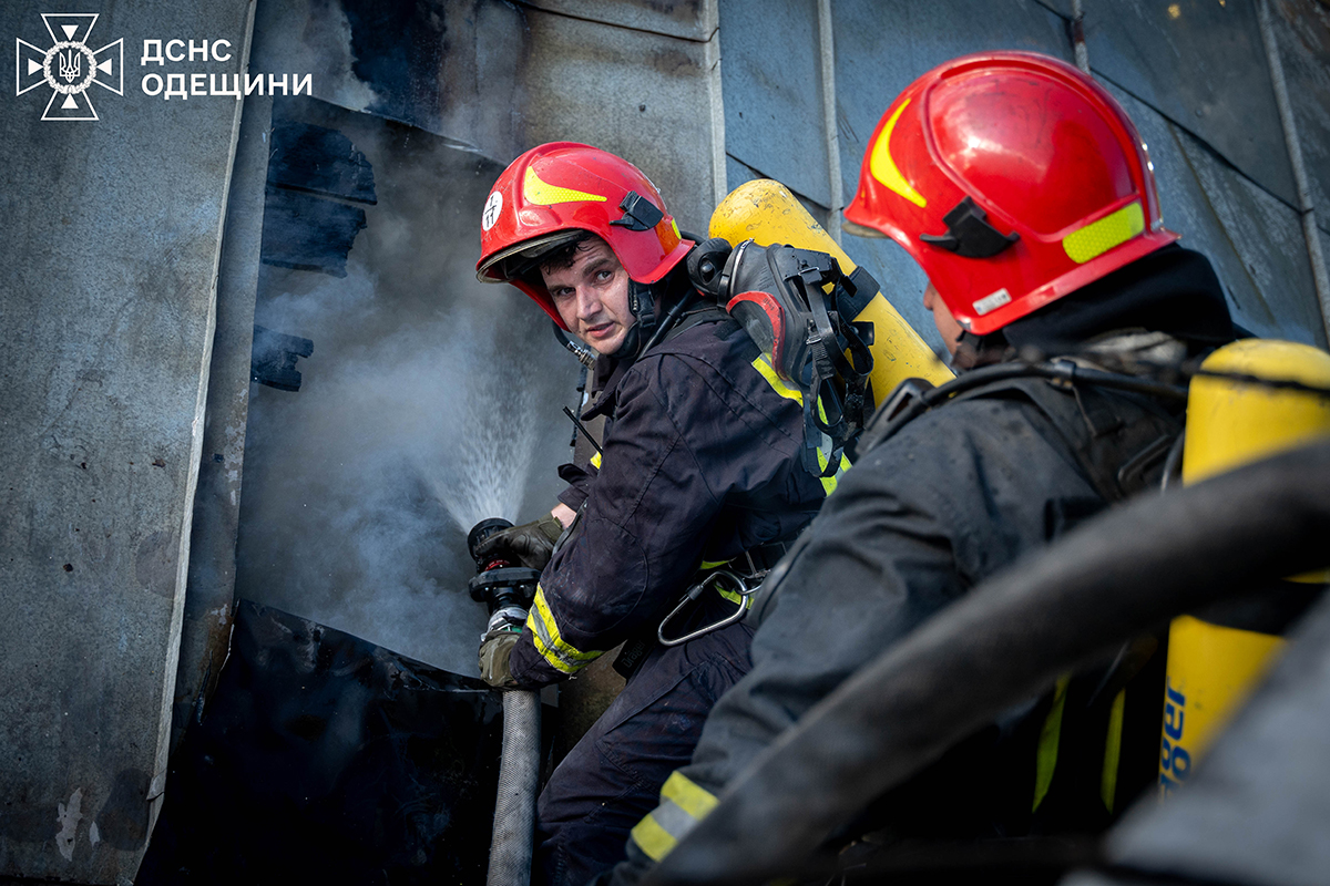 В Одесі ледь не згорів храм: з полум’ям боролись 29 рятувальників