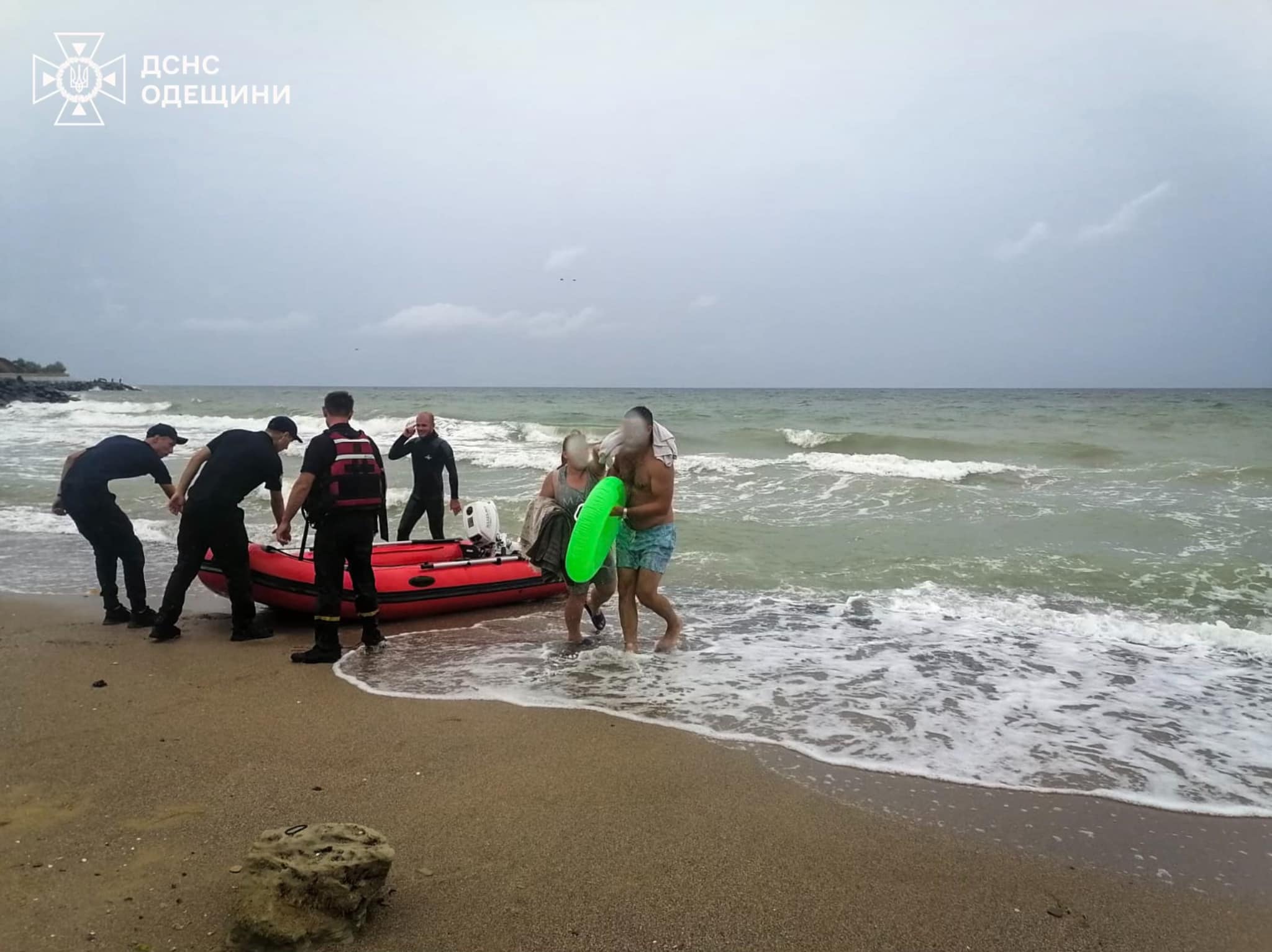 В Одеській області чоловіка винесло у відкрите море