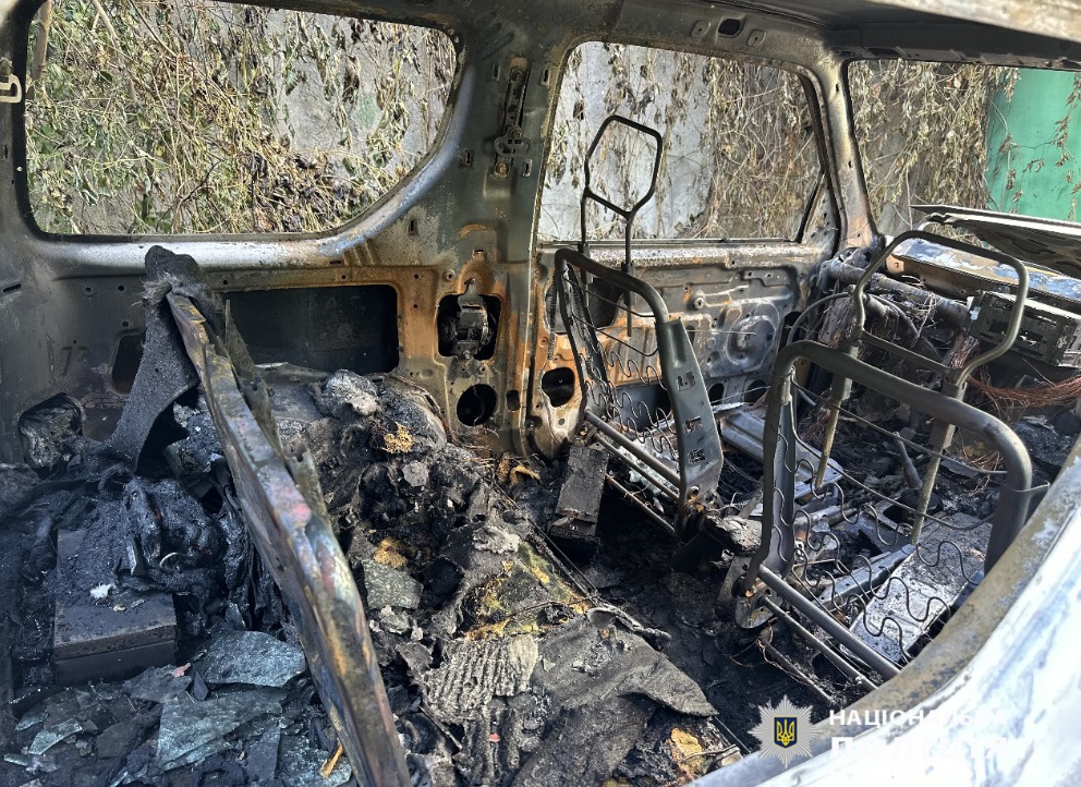 В Одесі чоловік спалив авто сусіда через татуювання