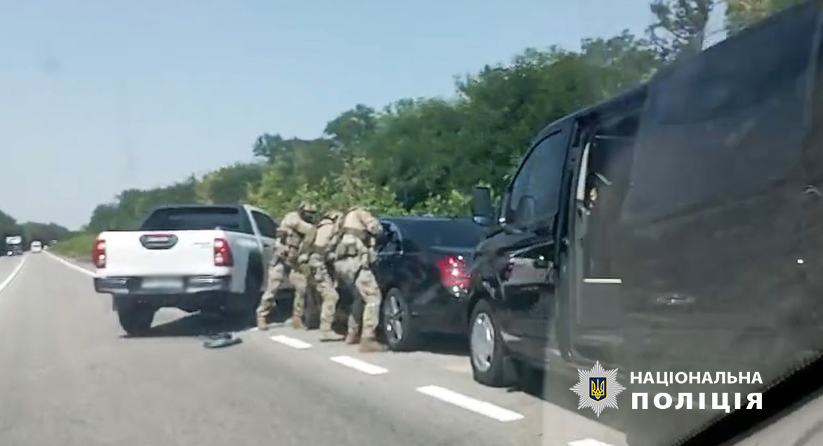 Жителя Одещини, причетного до обману аграріїв на мільйони гривень, планують оголосити в розшук ─ деталі