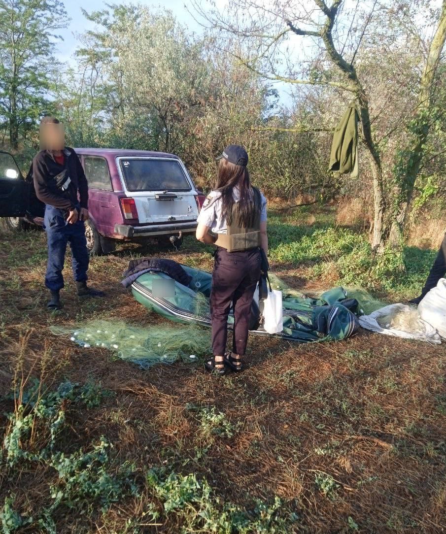 На Білгород-Дністровщині затримали чергових рибалок, які незаконно виловили риби майже на 300 тисяч гривень